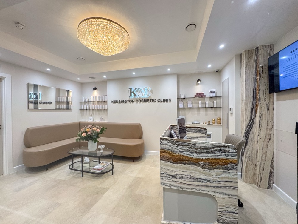 Reception & waiting lounge